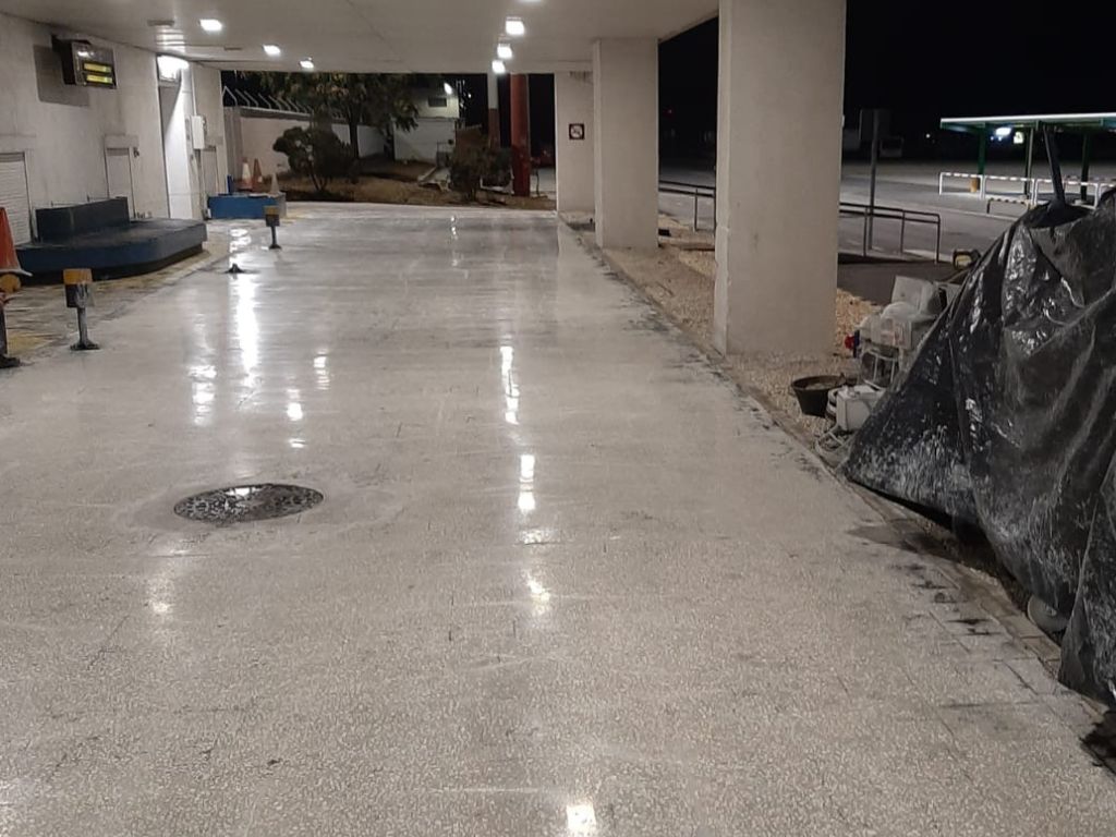 Trabajo de hormigón pulido en Granada.